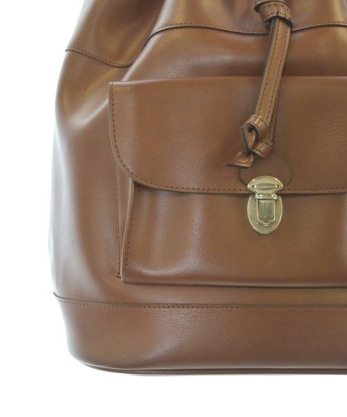 サルヴァトーレフェラガモ 25SS レザー トライアングルシルエット ワン  