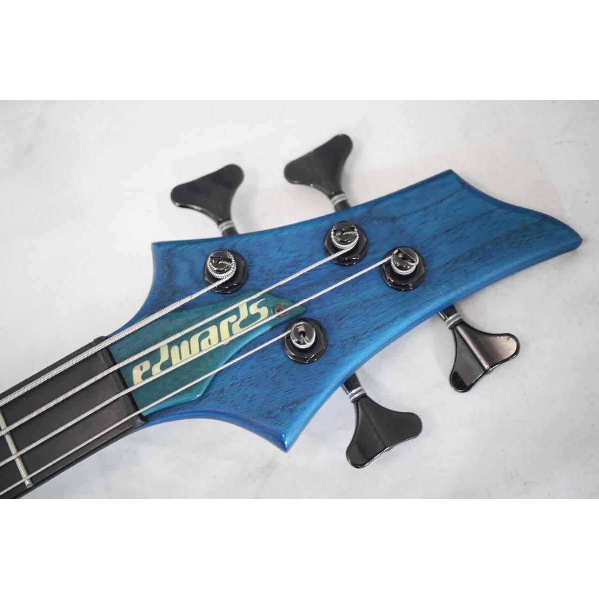 ＥＤＷＡＲＤＳ Ｅ