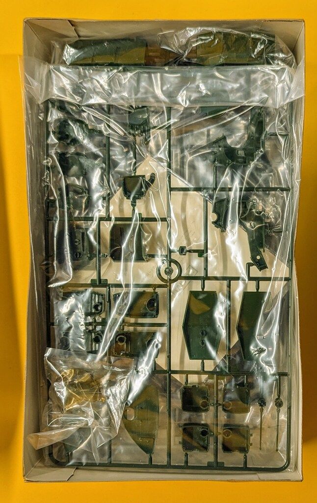 タカラ ダグラム/1/48スケールアニメキット ソルティック(緑