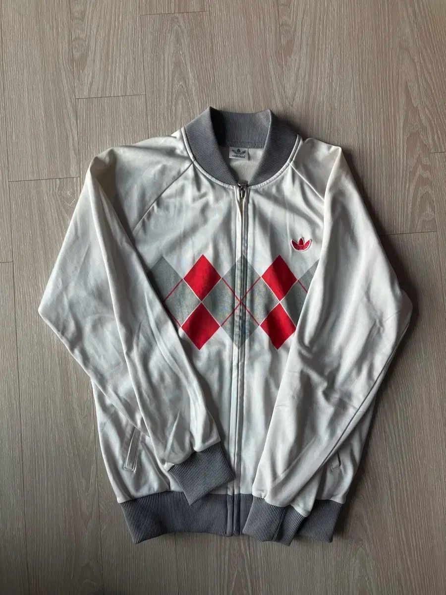 【雷市場（ポンジャン）商品韓国直送】 adidas(アディダス) クラシック ジャージ