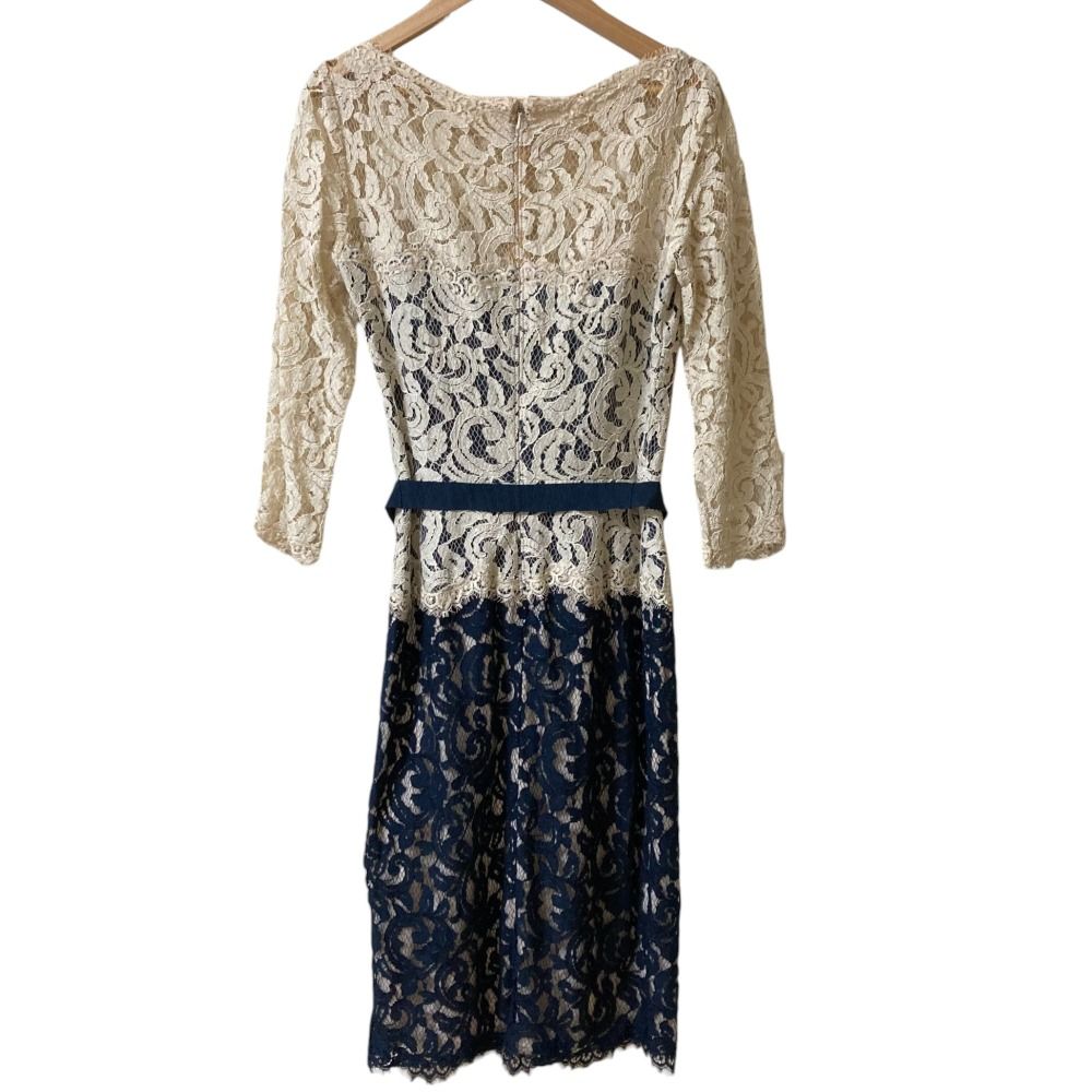 ミーア。TADASHI SHOJI アイボリーとネイビーレースワンピース ミーア。TADASHI SHOJI アイボリーとネイビーレースワンピース