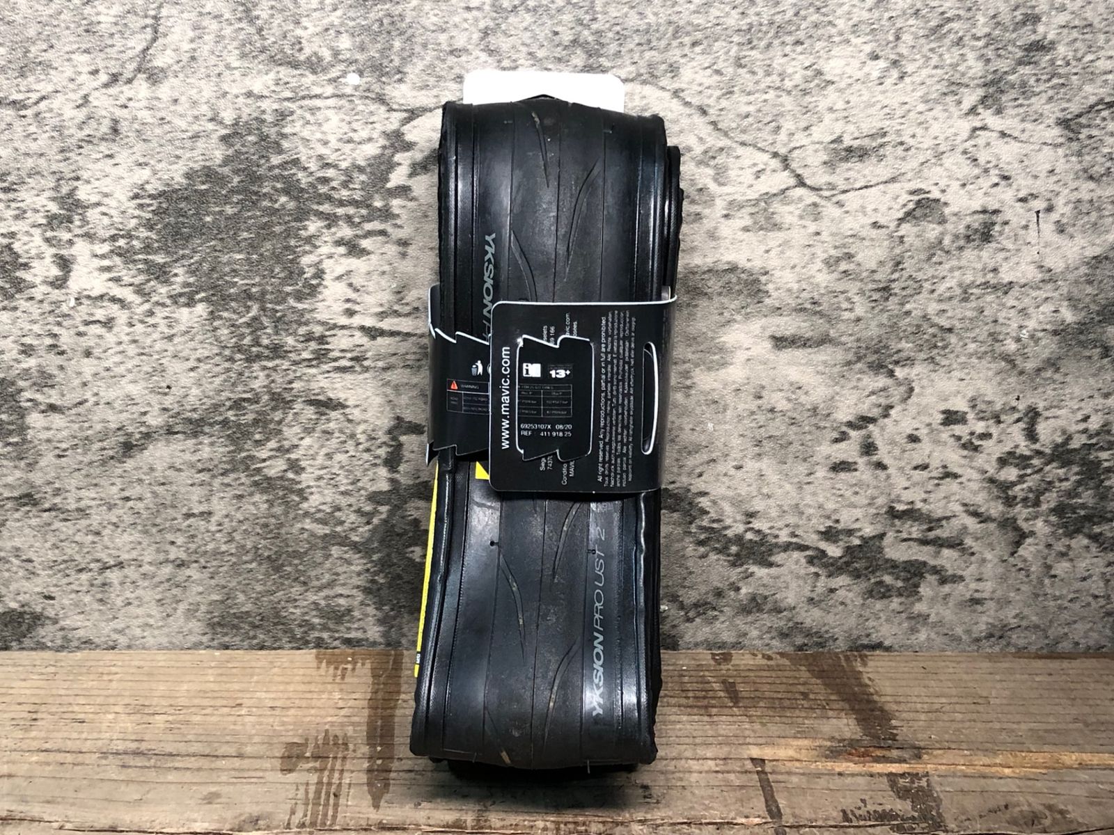 JF261 マビック MAVIC YKSION PRO UST 2 クリンチャータイヤ 黒 700 x 25C