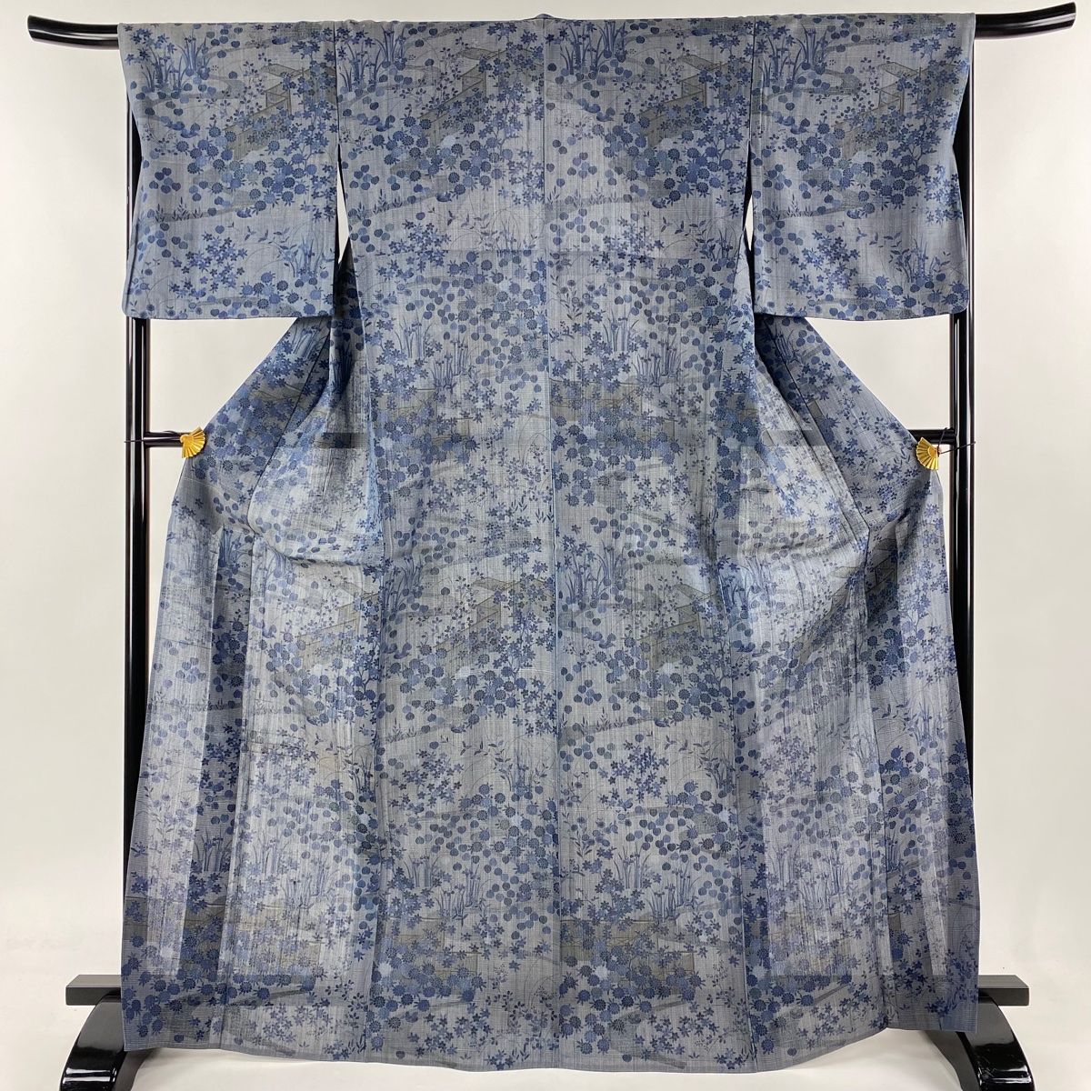 小紋 身丈168cm 裄丈67.5cm L 薄物 しょうざん 生紬藍染 夏紬地 落款 草花 流水 青灰色 正絹