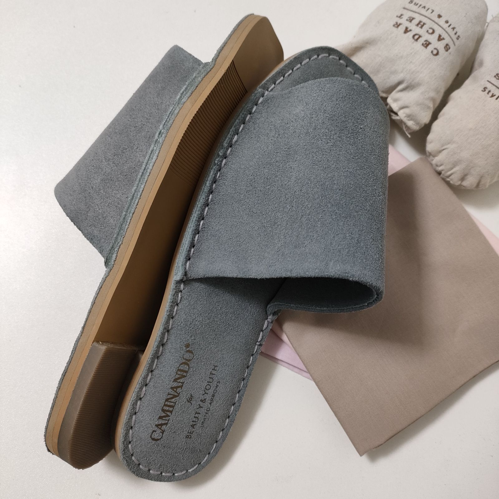 ビューティ＆ユース ユナイテッドアローズ別注カミナンド スライダー