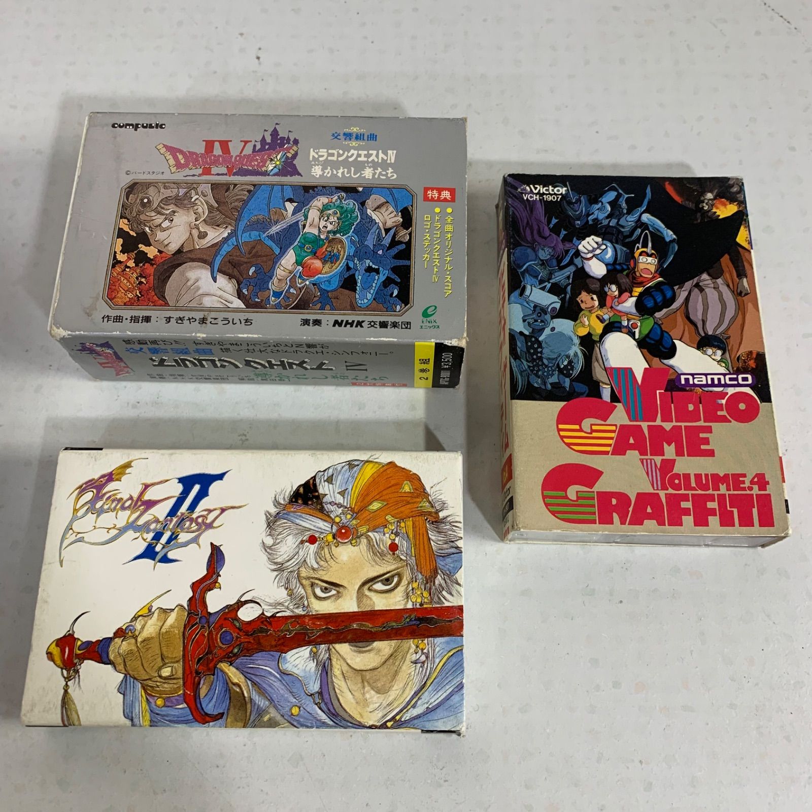 貴重】カセットテープ3個セット ビデオ ゲーム グラフィティ VOL