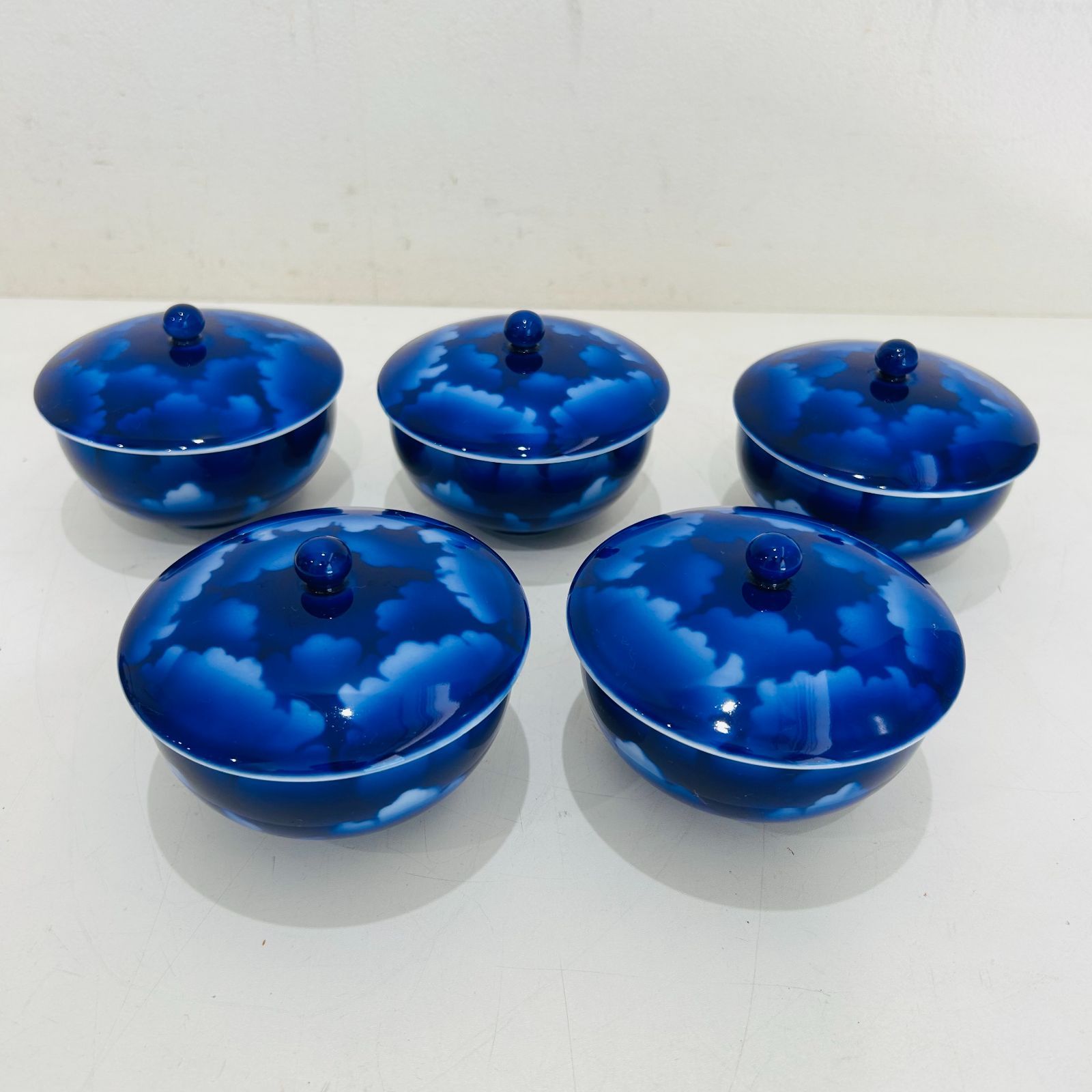 D072 深川製磁 急須 蓋付 湯吞み 5客セット 瑠璃 大牡丹 有田焼 茶器