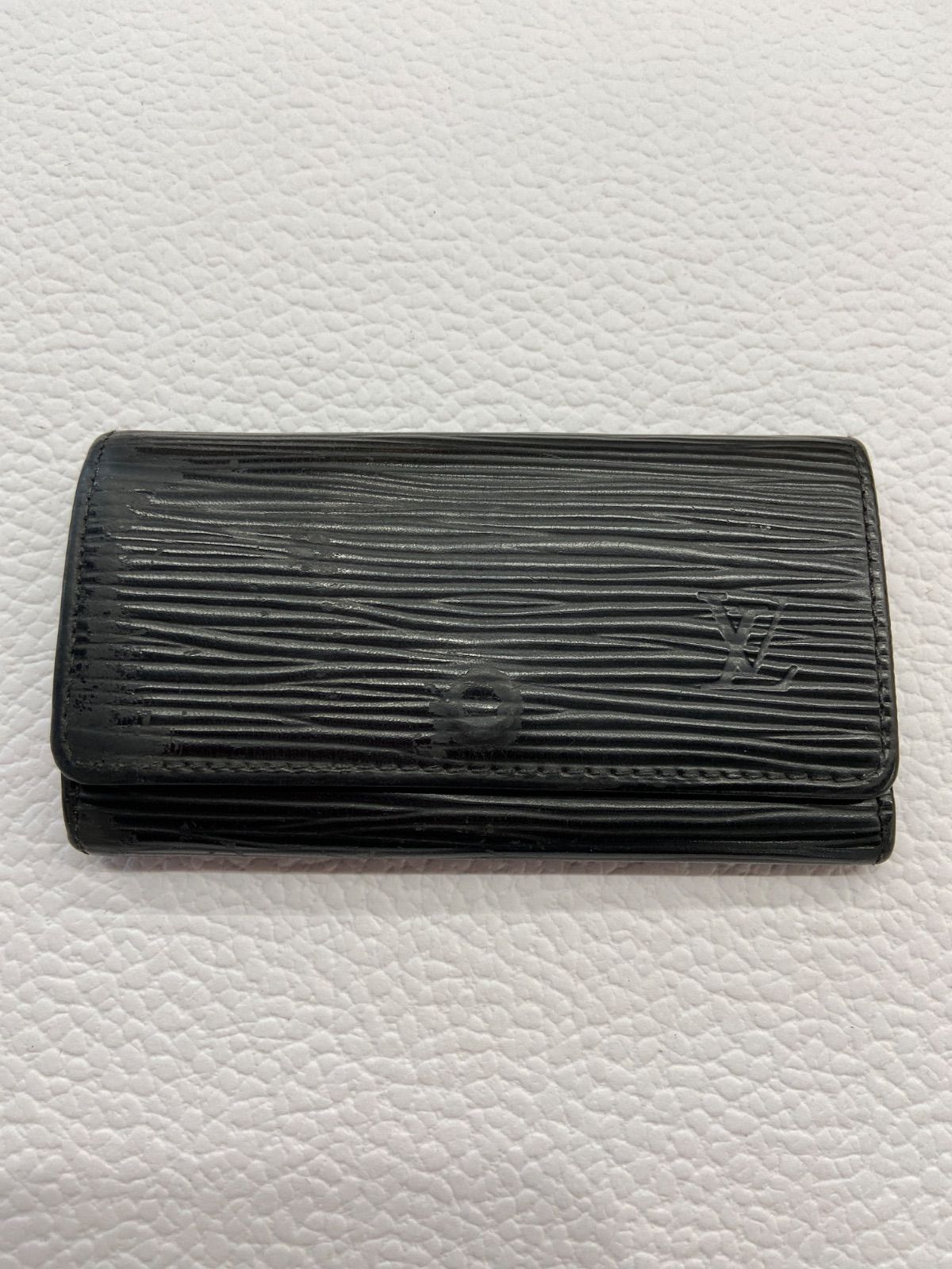 ルイヴィトン エピ 4連キーケース 黒色 - メルカリ