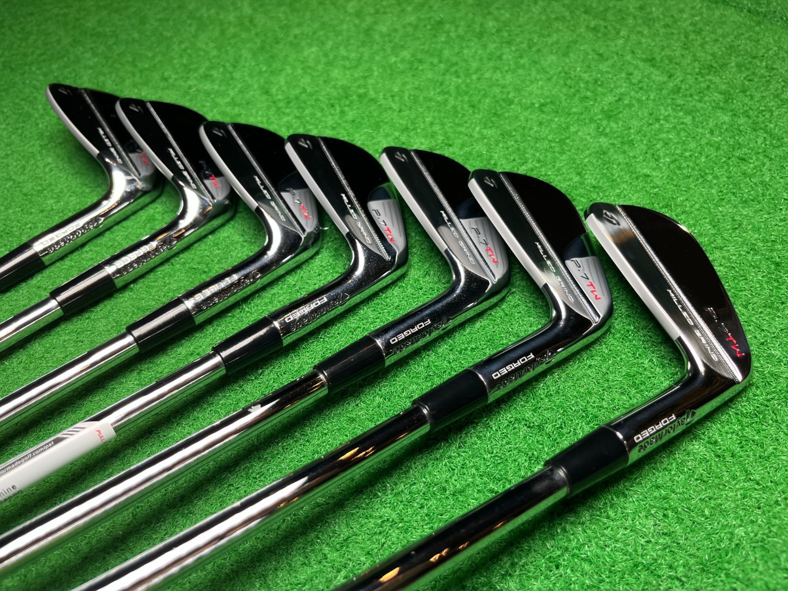 【メーカーカスタム品】【タイガーレプリカモデル】テーラーメイド P7TW #4-PW