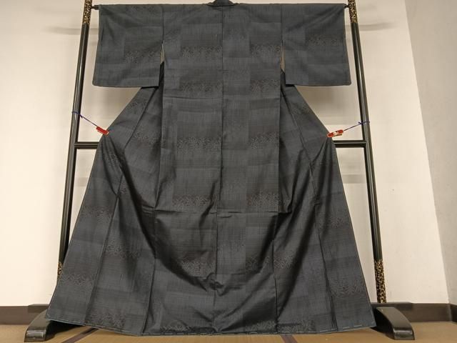 平和屋着物●塩沢紬　草木文　正絹　逸品　未使用　AAAX0684zg 平和屋着物○塩沢紬 草木文 正絹 逸品 未使用 AAAX0684zg - メルカリ