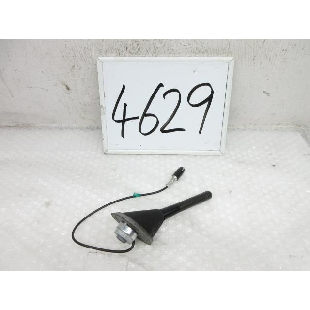 2012年 フィアット 500 ABA-31212 アンテナ   51799234 194029 4629