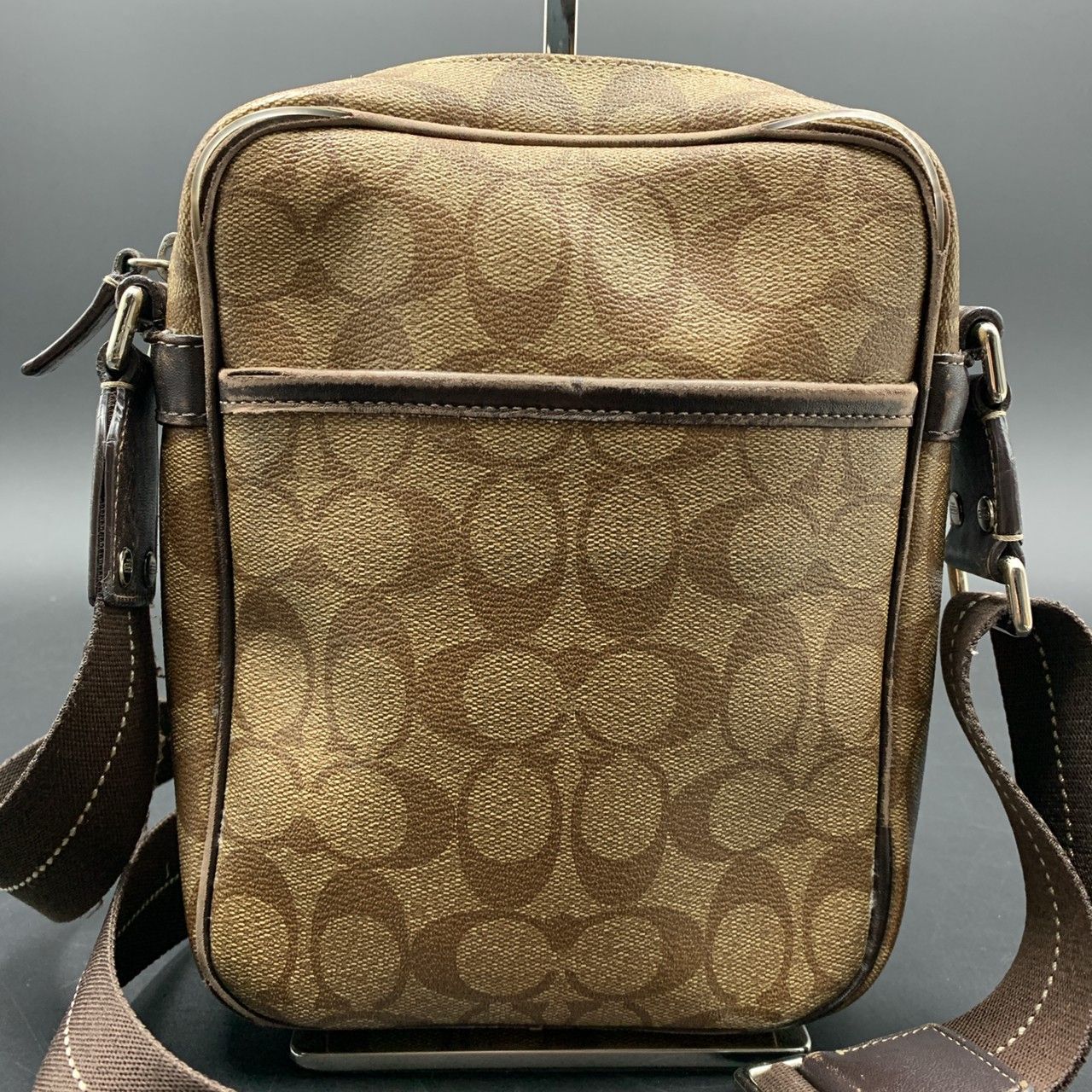 【美品】COACH コーチ　ワンショルダーバッグ　ハンドバッグ シグネチャー COACH（コーチ） ショルダーバッグ レディース シグネチャー ワン