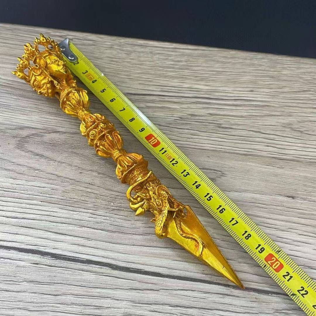 中国古美術・蔵伝工芸・旧チベット収寒鉄刻金剛降魔斧・文房置物・鎮宅辟邪・風水 西藏チベット古銅金剛降魔杵 縁起物 工芸品 美術品 風水置物 金