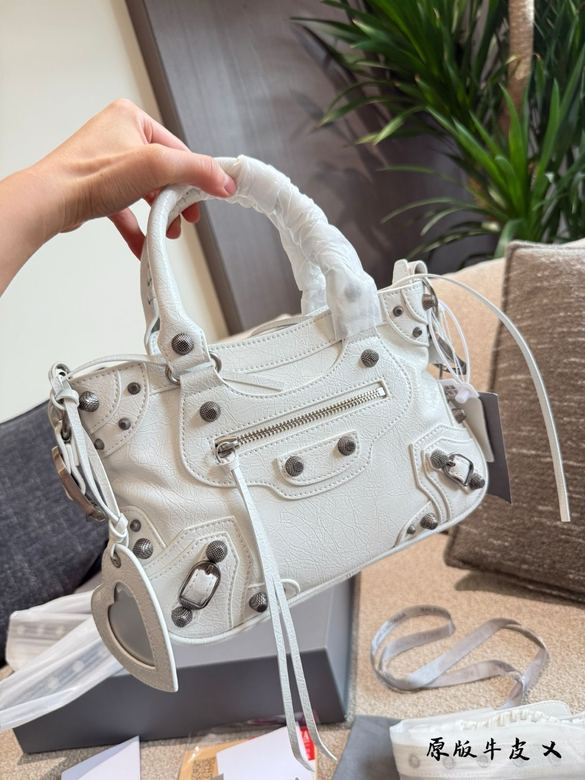 BALENCIAGA モトサイクルバッグ - ホワイト レザー [本日特価