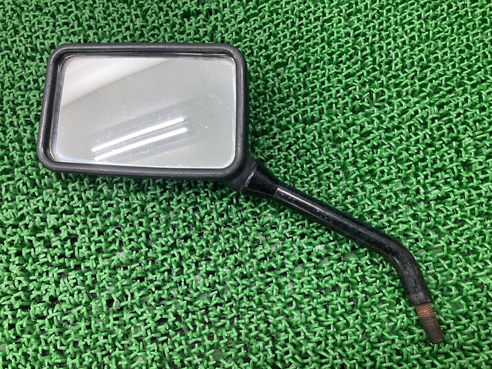 割れ欠け無し 車検