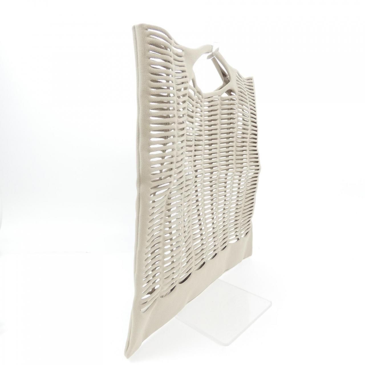 イッセイミヤケ ISSEY MIYAKE GG11-AG112 BAG