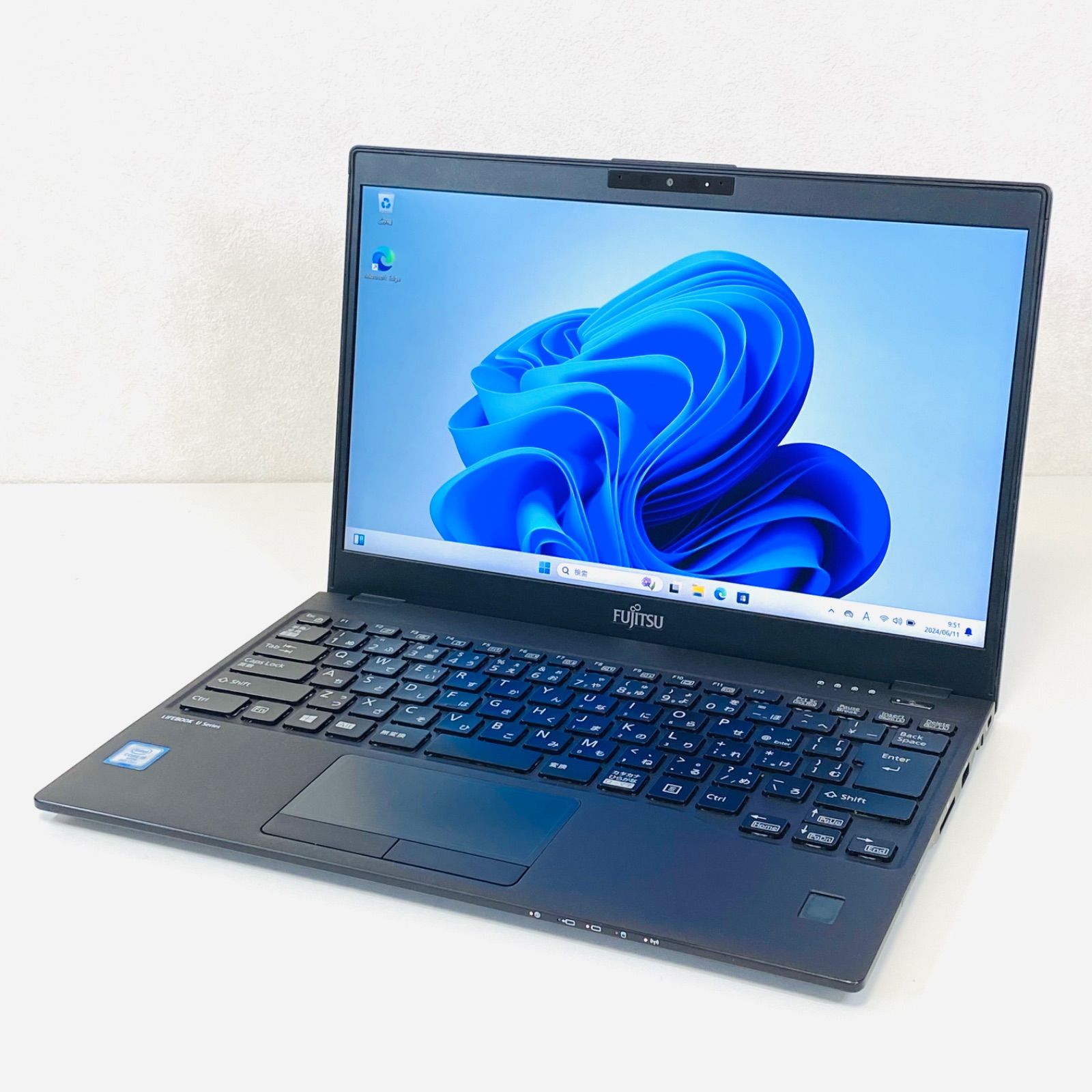 【LIFEBOOKk】U939/B モバイル ノートパソコン 13.3型 第8世代 Corei5 メモリ4GB SSD128GB Windows11 Pro 薄型軽量モデル 約777g