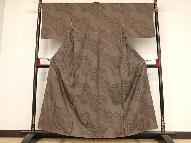 平和屋着物 本場大島紬 カタス9マルキ 花唐草 伊勢丹扱い 正絹 AABA4572np