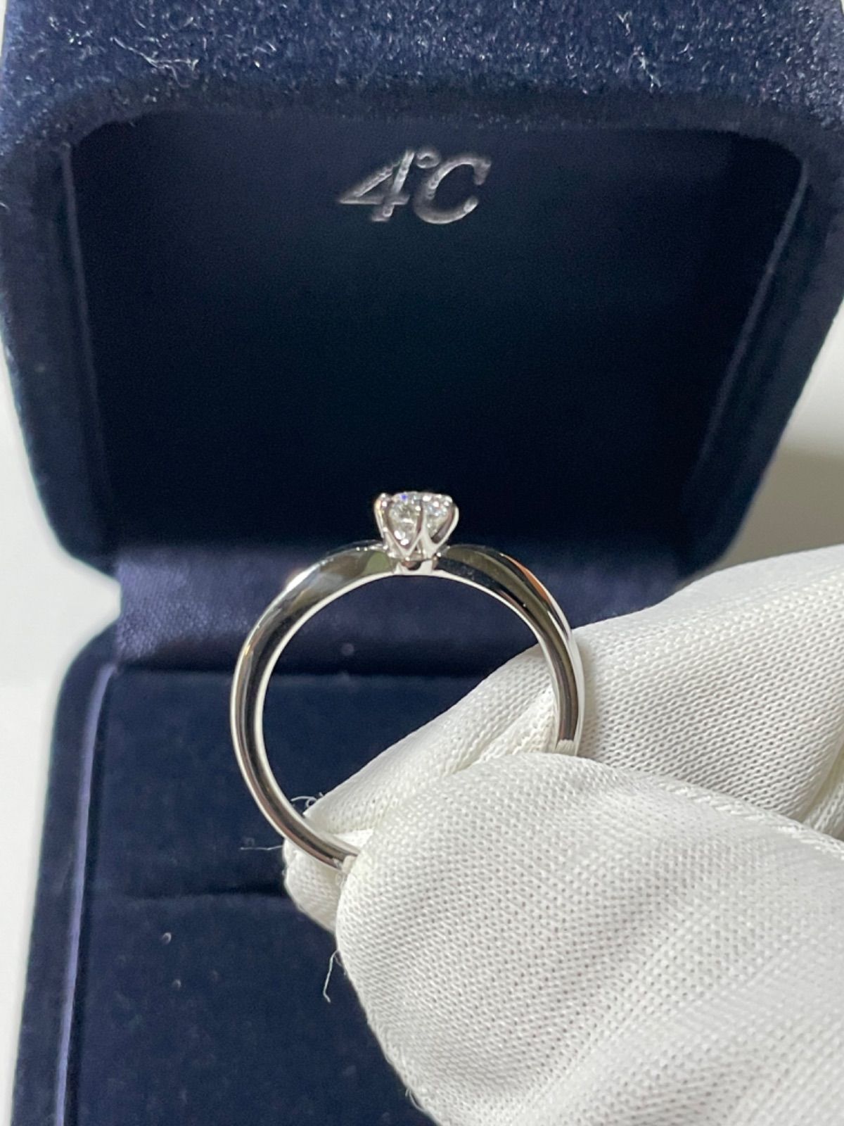 超美品、鑑定書付き】4℃ エンゲージリング 結婚 婚約指輪 - メルカリ