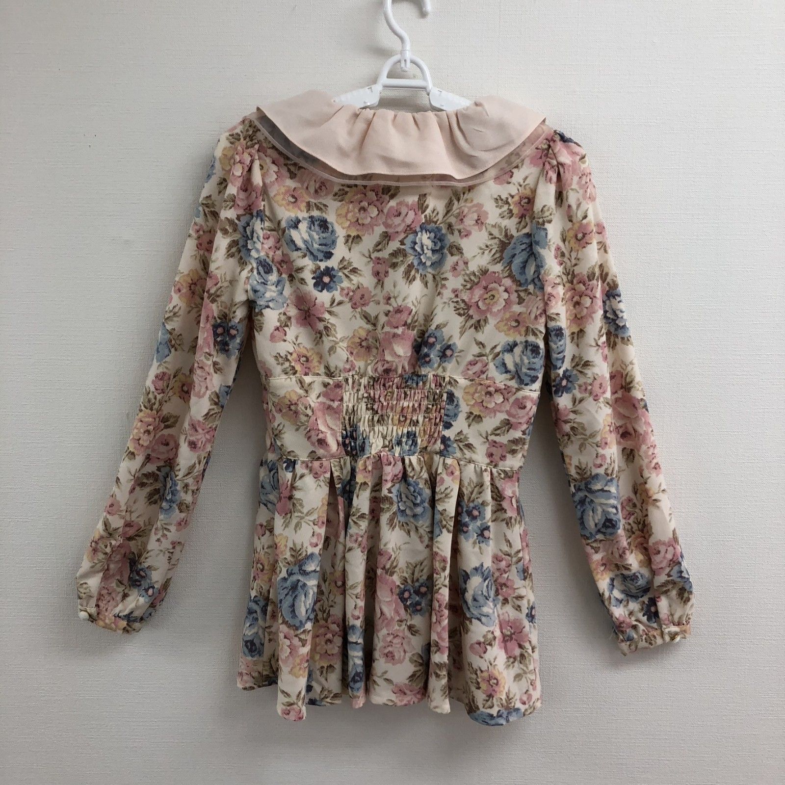 LIZLISA トップス　ベロア　花柄 LIZLISA トップス ベロア 花柄 Tokyo Kawaii Life（LIZ LISA