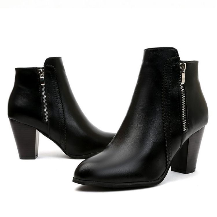 ブーティ ショートブーツ