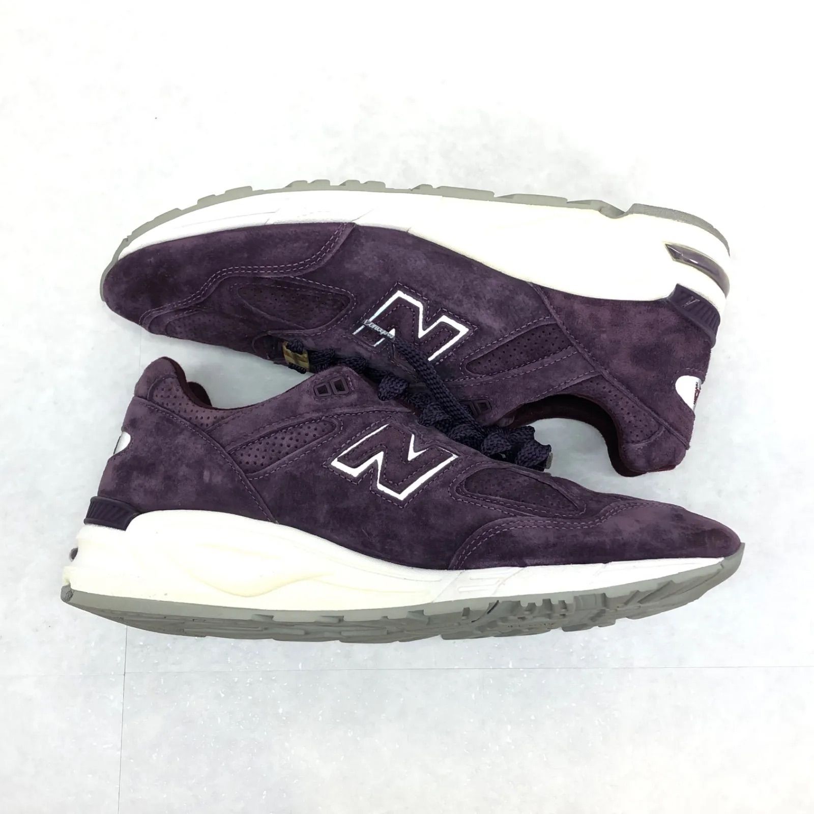 Concepts × New Balance コンセプツ × ニューバランス 990 V2 