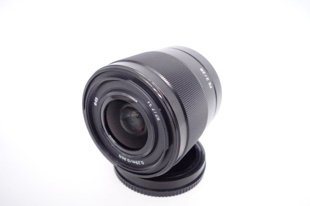 上品 ソニー SONY 広角単焦点レンズ フルサイズ FE 28mm F2 SEL28F20 D090087A
