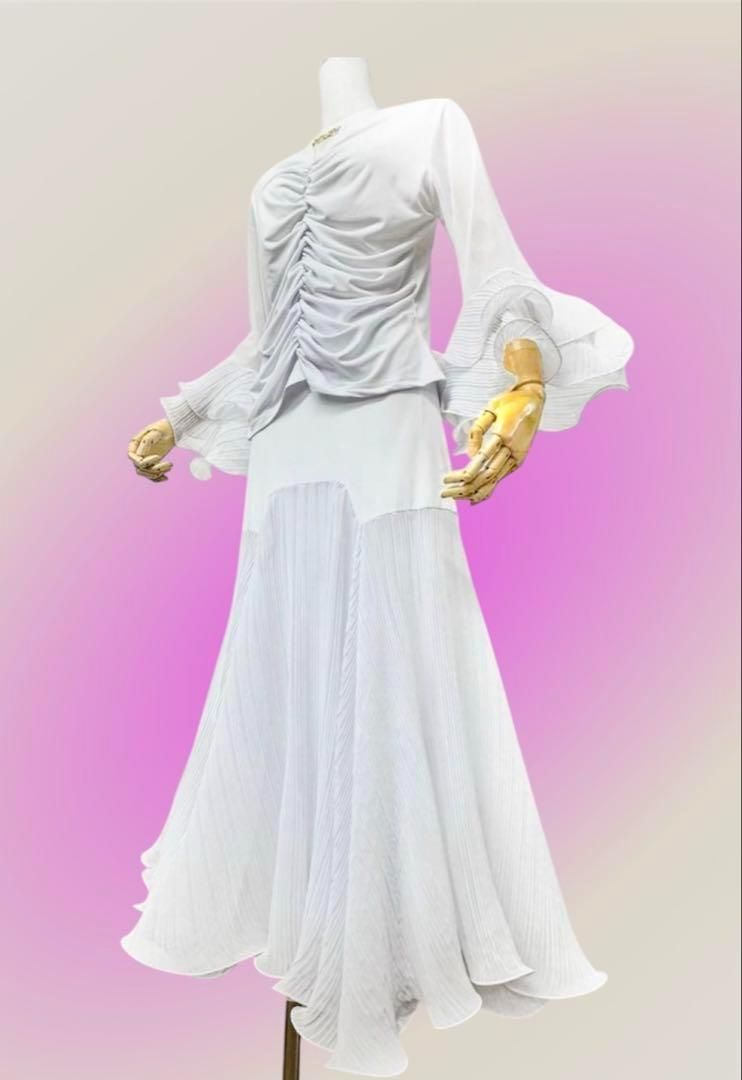 新品 ホワイト フリル プリーツ セットアップ ツーピース d023