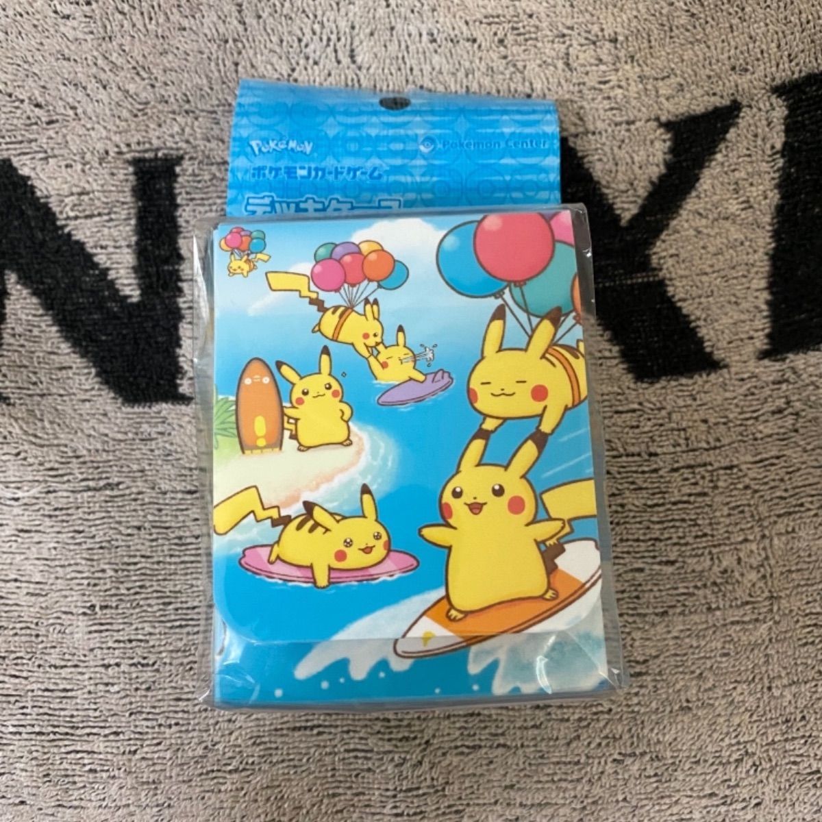 ポケモン デッキケース なみのりピカチュウ＆そらをとぶピカチュウ 