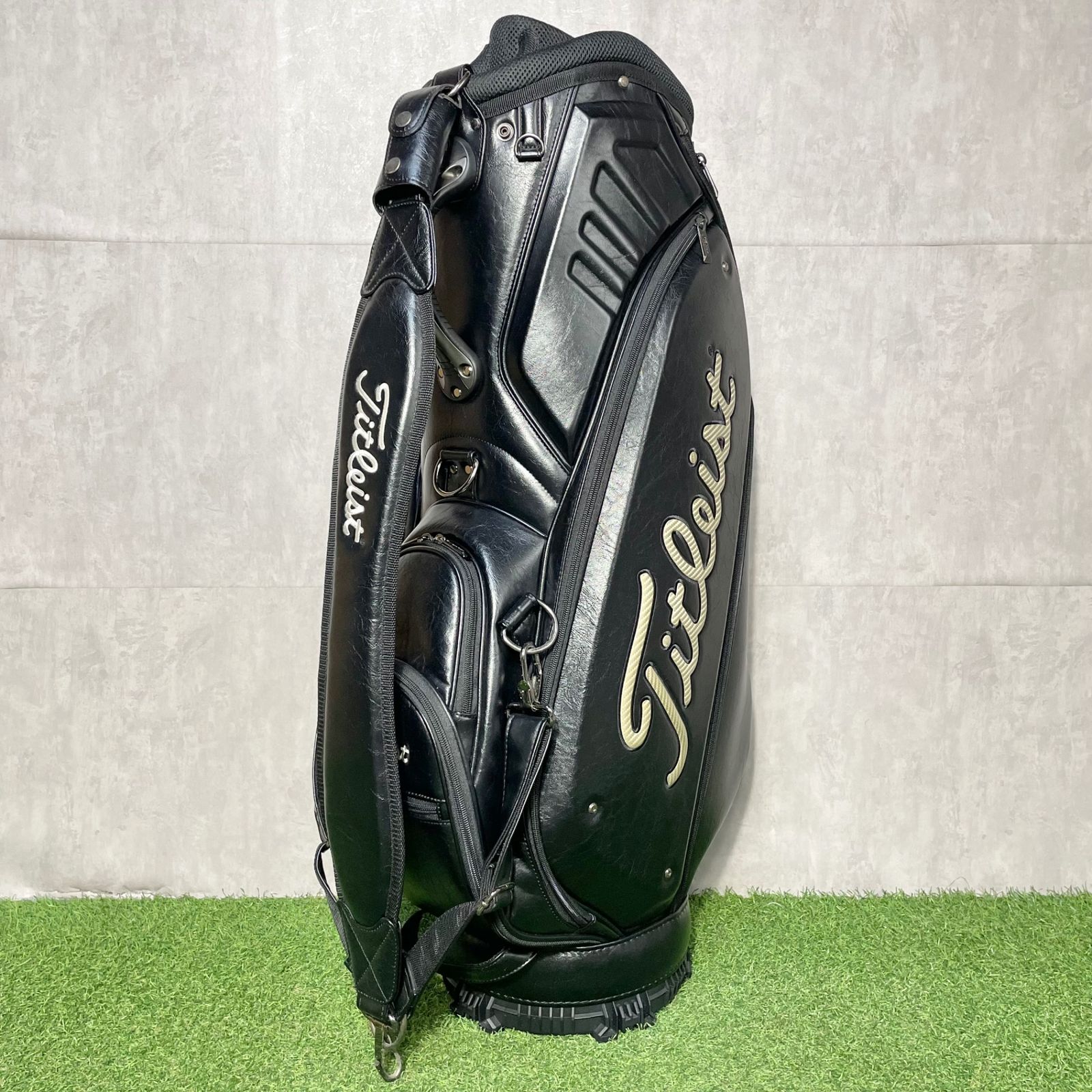Titleist スタンド付きキャディバッグ 黒 大人気Titleist タイトリスト