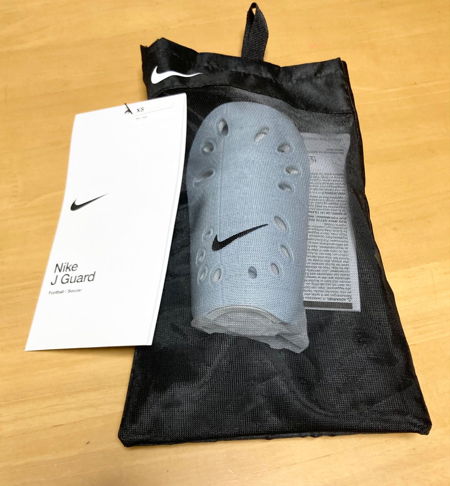NIKE(ナイキ) Jガード サッカー/フットサル シンガード サッカー用シンガード すね当て XS ホワイト ⭐️新品未使用⭐️