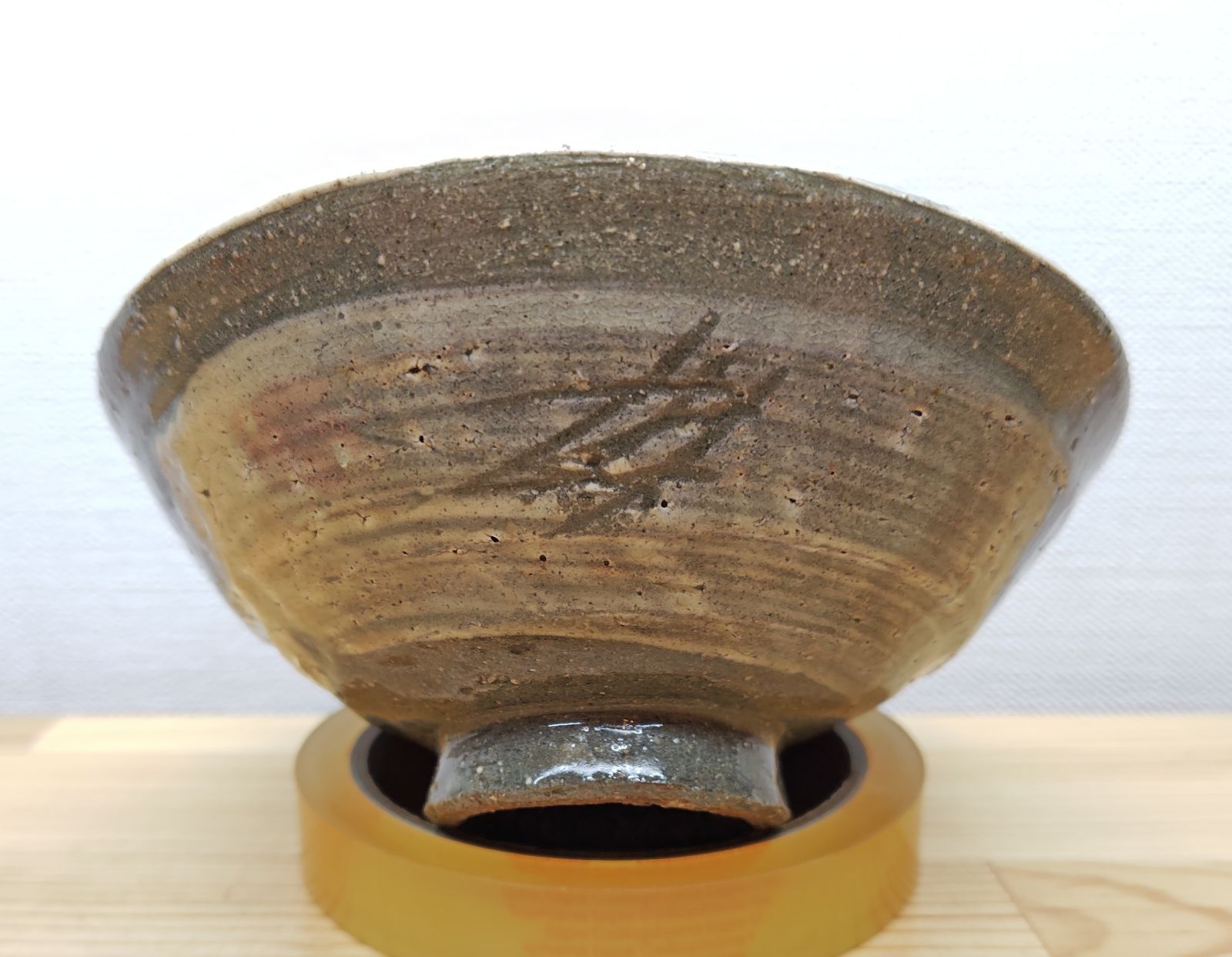 逢絢亭 茶道具 平茶碗 高麗 彫三島 宗偏流書付 廣州窯 共箱入り