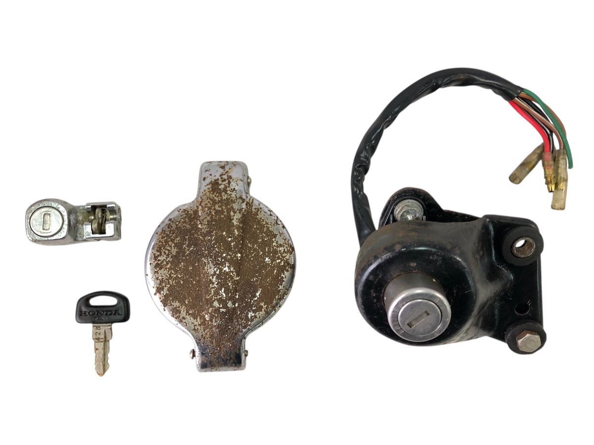 ドリーム CB250 エクスポート 1971-72年式 キーセット イグニッションキー 共通キー1本 作動OK ＯＨにも 2766-M6197