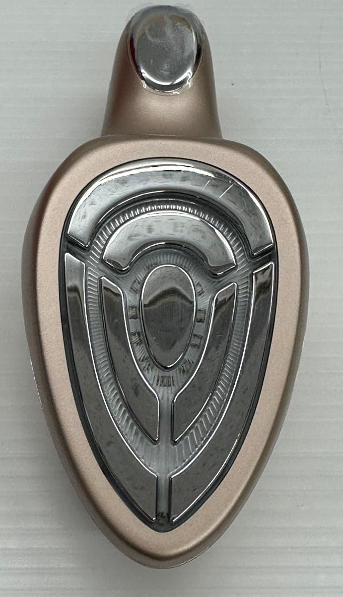 中古品】MEラボン・エクラ 美顔器 ECL-02 IKKO (2509252) - メルカリ