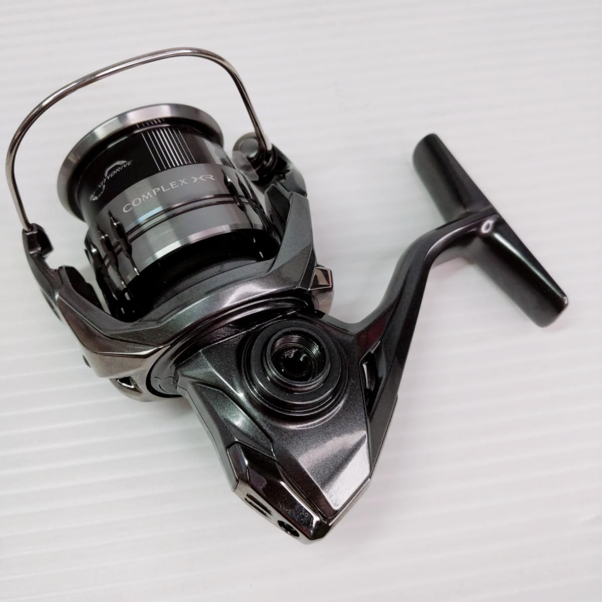 【美品】シマノ 25コンプレックス XR C2500 F4【期限付き】 シマノ コンプレックス XR C2500 F4 XG (リール) 価格比較