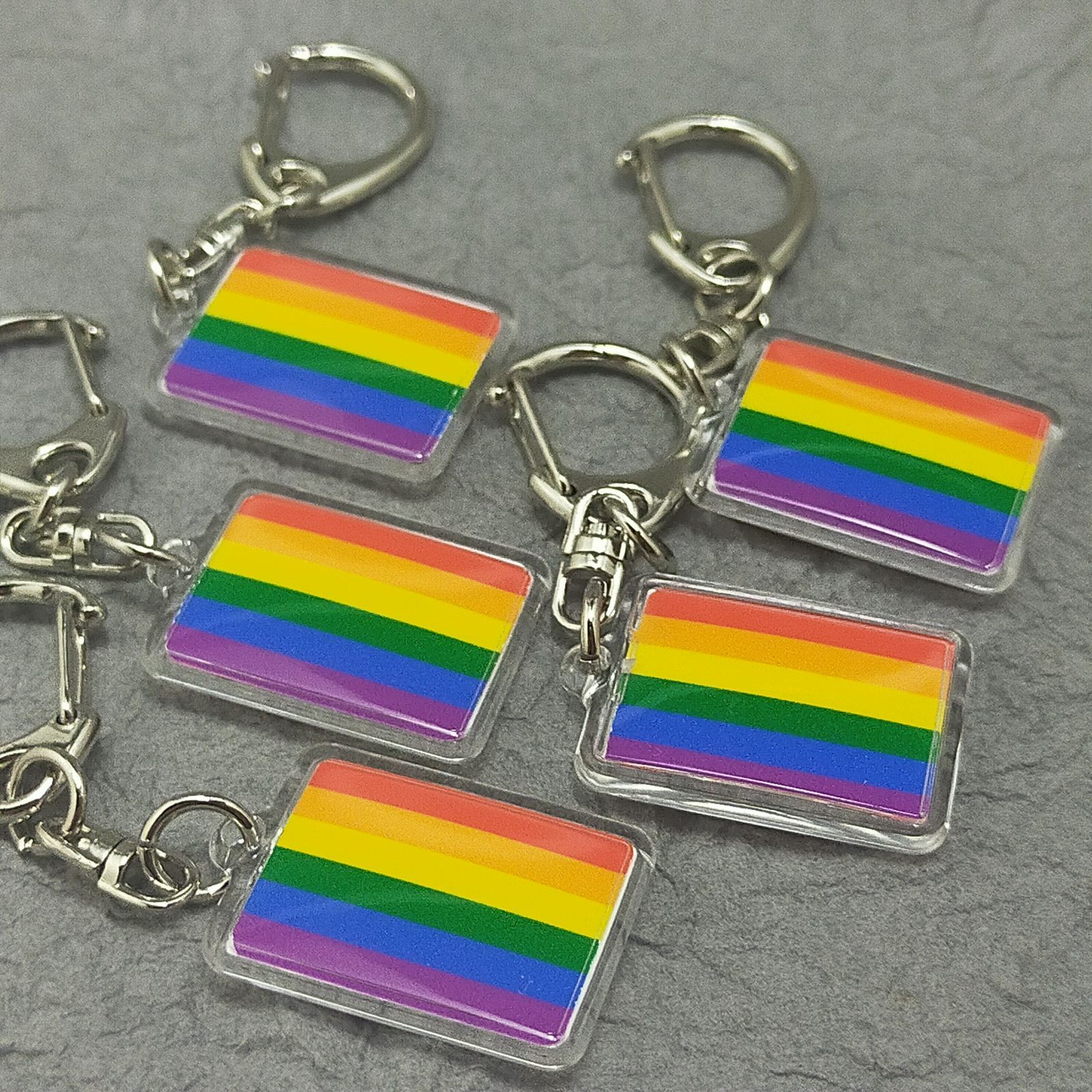 新品 レインボーフラッグ キーホルダー5個セット 旗 LGBTQIA+