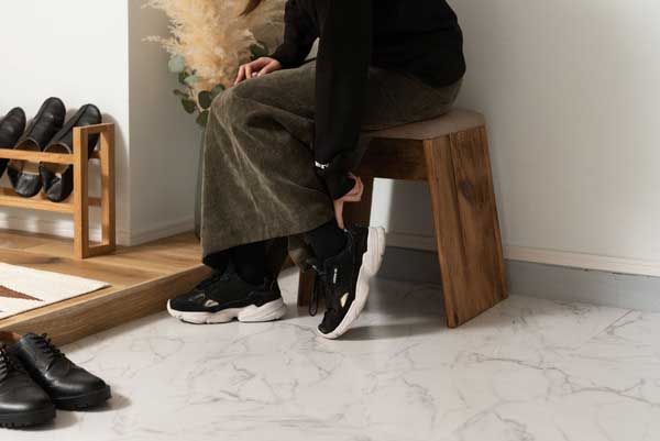 パイン古材 のスツール