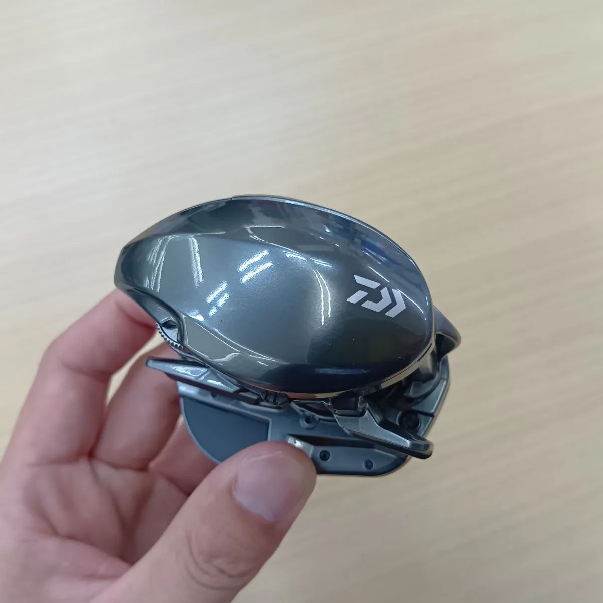 ダイワ ソルティガIC 100PL-DH LIVRE ハンドル付き ソルティガ ic