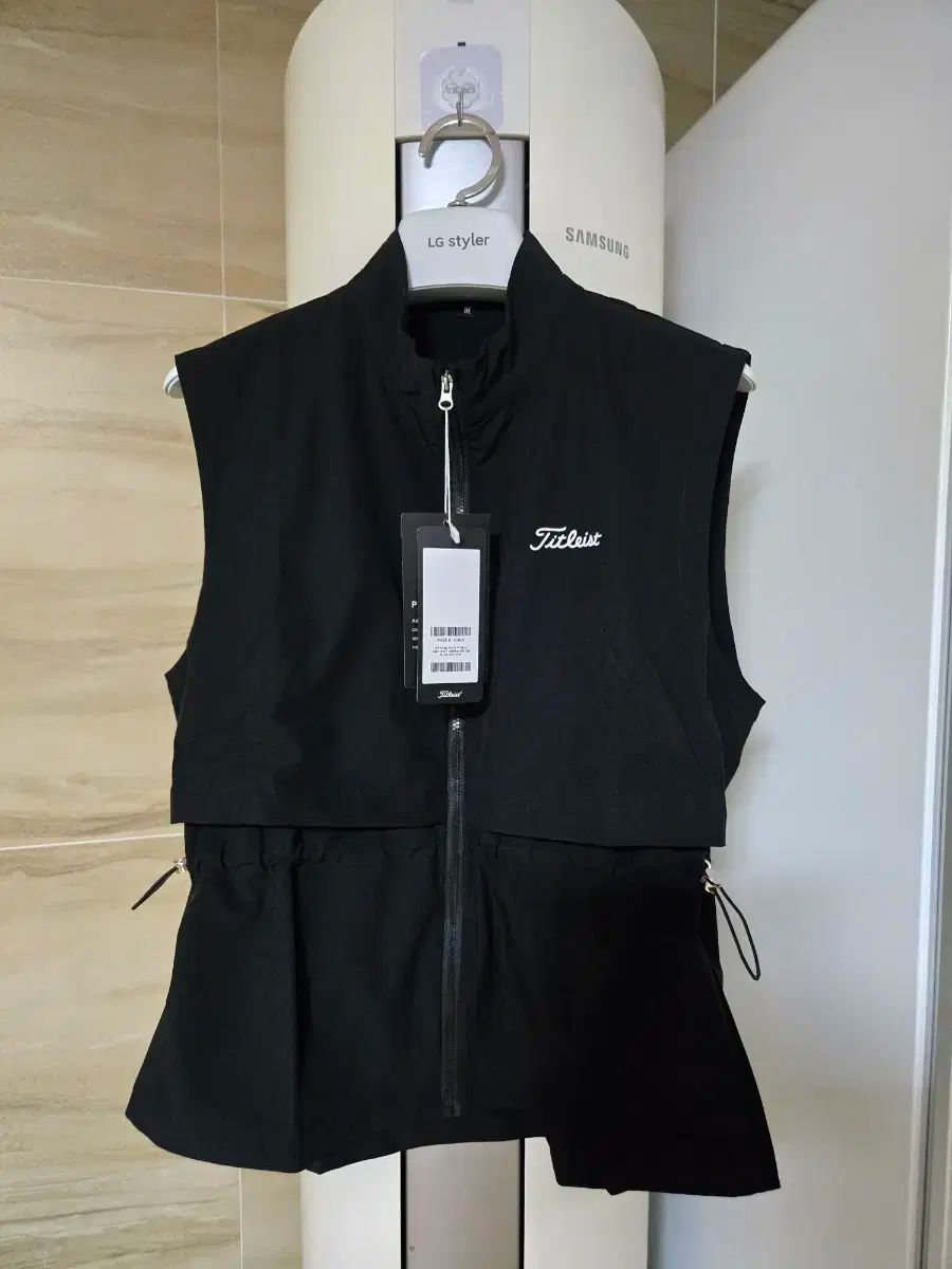 Titleist タイトリスト レディース ブラック ウィンドブレーカー ベスト