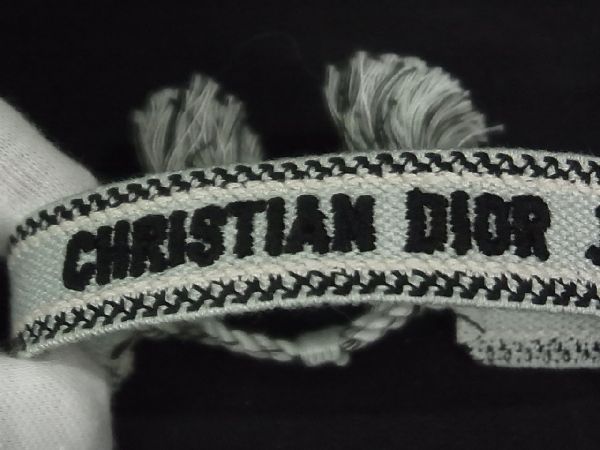 ■新品■未使用■ Christian Dior ディオール J&#039;ADIOR ミサンガ ブレスレット 腕輪 アクセサリー レディース グリーン系 AJ8744ｱZ