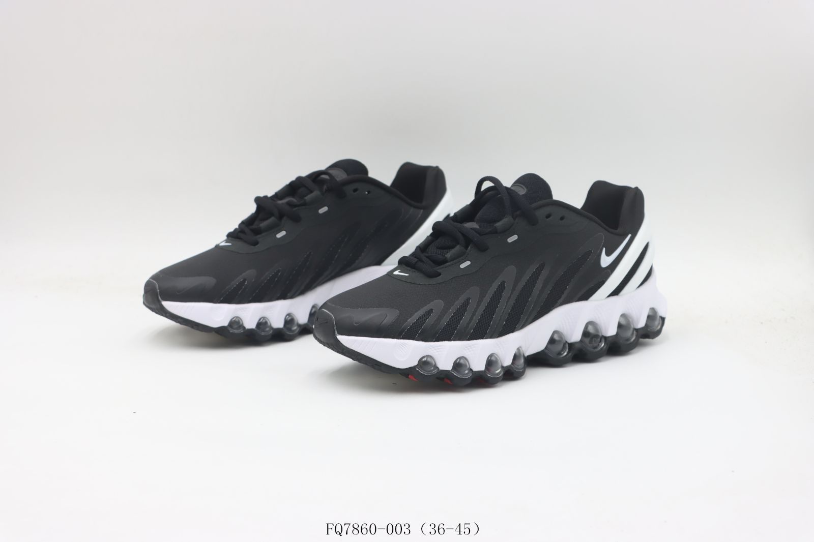 Nike ブラック ランニングシューズ28cm 今日特価】ナイキ エアマックス DN8 ランニングシューズ