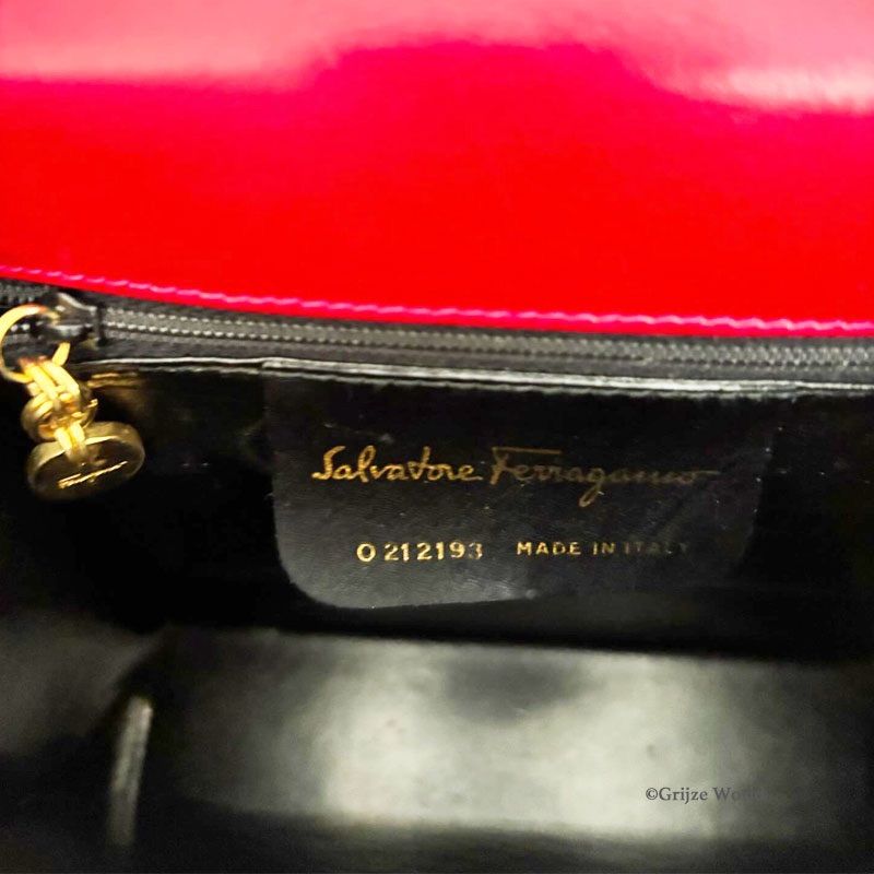 FERRAGAMO Iconic Top Handle トップハンドルバッグ ランクAB FERRAGAMO Iconic Top Handle トップハンドルバッグ ランクAB