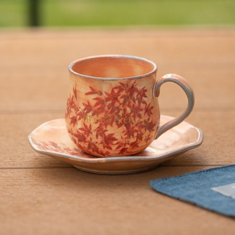 廃盤モデル 2点ペア御本手 紫陽花＆紅葉 コーヒー碗皿カップ プレート碗皿 セット おしゃれ カフェ 喫茶店 和食器 食器 手描き茶器 茶道具 器 うつわ 陶器 おうち プレゼント母の日