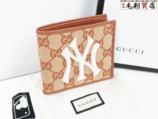 未使用品!格安!グッチ GUCCI GGキャンバス ＧＧ柄 NYヤンキース コラボ 547787 ブラウン  札入れ コンパクト 【中古】財布