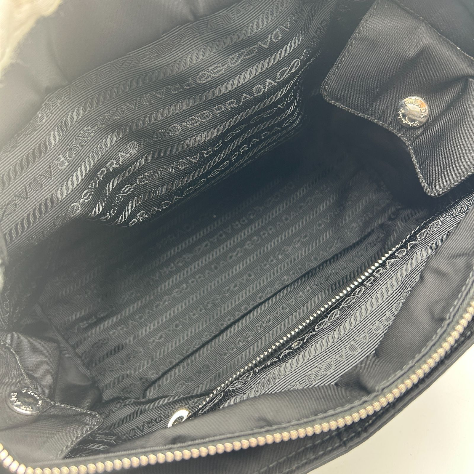 ナイロン 三角プレート