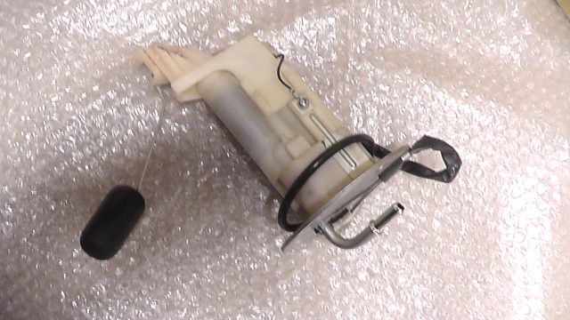 ヴェルシスX250 LE250D-A03xxx の 燃料ポンプ 1761098609 BRIGHTFACE_UK