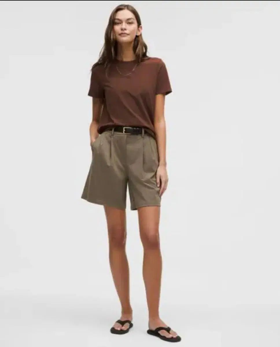 lululemon ルルレモン ラブ クルーネック Tシャツ