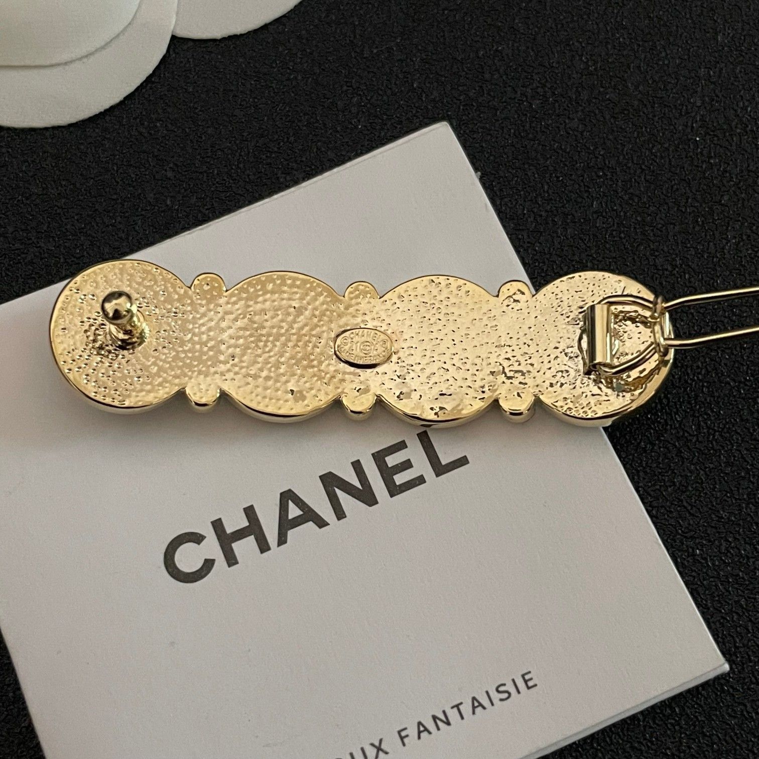 シャネル超激レアノベルティ最新ヘアピンセット 新品未使用箱付き k1h 入手困難最新 CHANELノベルティヘアピン6本セット非売品