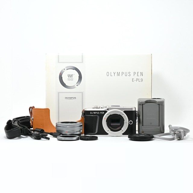 OLYMPUS PEN E-PL9 14-42mm レンズキット ブラック｜おしゃれ× ミラーレス一眼｜手ブレ補正×Wi-Fi搭載｜スマホ転送対応