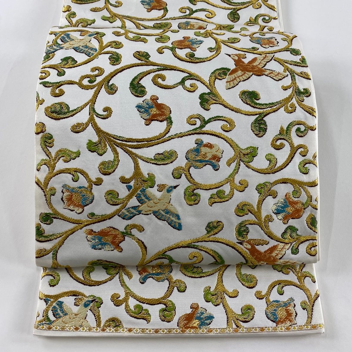 袋帯 秀品 関西仕立て 花唐草 鳥 箔 唐織 灰白 六通 正絹