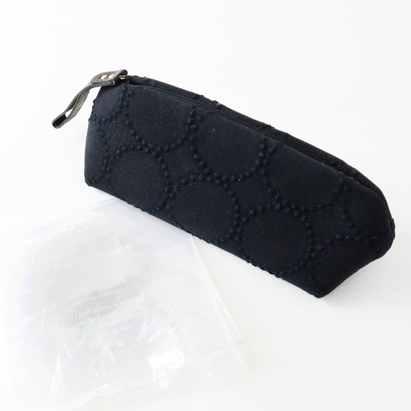 ミナペルホネン クォーツポーチ タンバリン ブラック【未使用品】 ミナペルホネン mina perhonen quartz pouch tambourine/ブラック